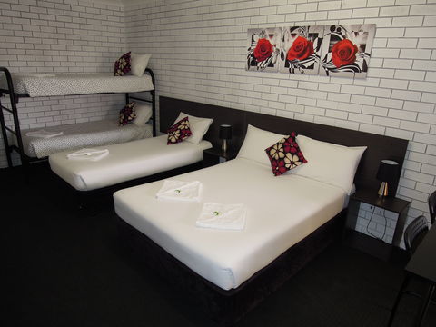 Jackaroo Apartments - Motel - Kempsey Accommodation 2