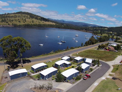 Port Huon Cottages - Kempsey Accommodation 0