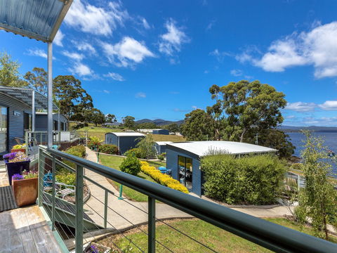 Port Huon Cottages - Kempsey Accommodation 1