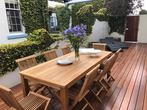 Spinnakers Waterfront - Kempsey Accommodation 1