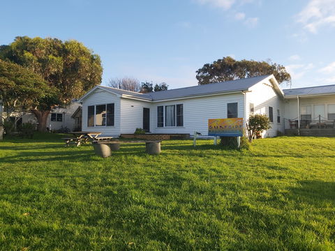 Surfside Backpacker - Kempsey Accommodation 0