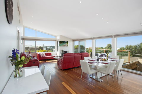 Tides Apartments Port Fairy - Kempsey Accommodation 0