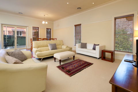 Ampleforth East - Kempsey Accommodation 2