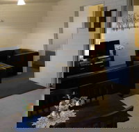 BJs Short Stay Apartments - Kempsey Accommodation