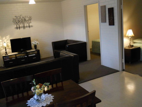 BJs Short Stay Apartments - Kempsey Accommodation 0
