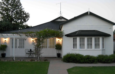 BJs Short Stay Apartments - Kempsey Accommodation 1