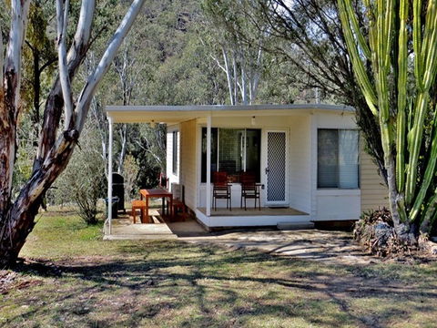 Capertee Cottage - Kempsey Accommodation 0