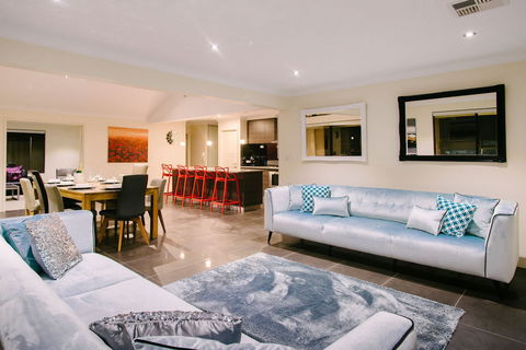 Fairways - Kempsey Accommodation 1
