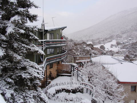 Kasees Apartments And Mountain Lodge - Kempsey Accommodation 0