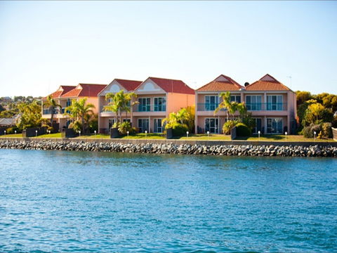 Port Lincoln Waterfront Apartments - Kempsey Accommodation 2