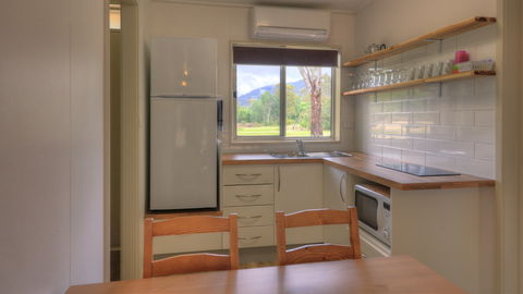 Restaway Holiday Units - Kempsey Accommodation 2