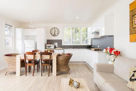 Rose Cottage - Kempsey Accommodation 1