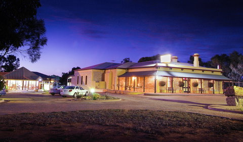 Standpipe Golf Motor Inn - Kempsey Accommodation 0