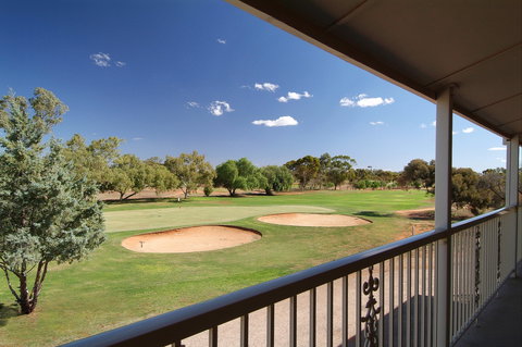 Standpipe Golf Motor Inn - Kempsey Accommodation 2