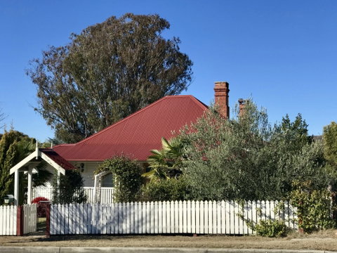 Tenterfield Luxury Historic Cottage - Kempsey Accommodation 0