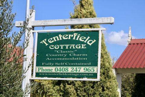 Tenterfield Luxury Historic Cottage - Kempsey Accommodation 1