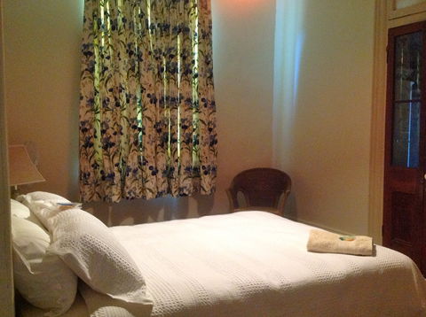 The White House, Carcoar - Kempsey Accommodation 2