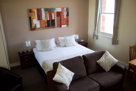 Balcony On Sixth Lodge - Kempsey Accommodation 2