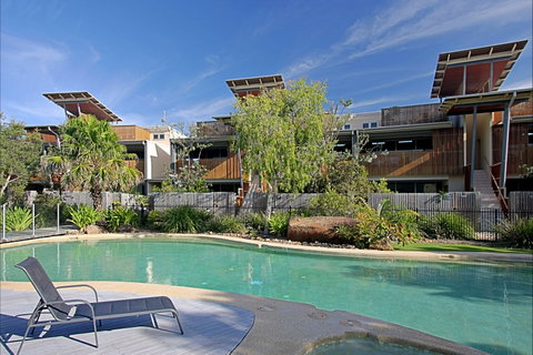 Beach Villa 17, East On Byron - Kempsey Accommodation 1