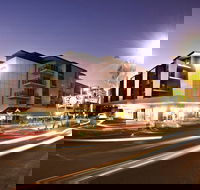 Grand Hotel and Apartments Townsville - Kempsey Accommodation