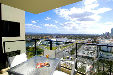 Mantra Broadbeach On The Park - Kempsey Accommodation 2