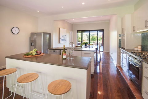 Margaret River Manor - Kempsey Accommodation 1