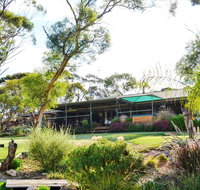 River Boat Road Cadell -River Shack Rentals