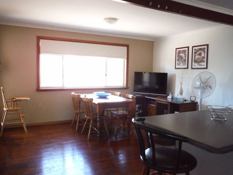 Seashells - Kempsey Accommodation 1