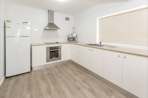 Spalding Lodge Unit 16 - Kempsey Accommodation 2