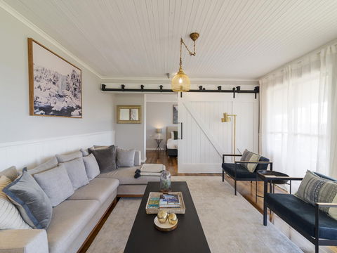 Stargazers Luxury Cottage - Kempsey Accommodation 0