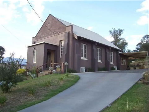 The Church House B And B - Kempsey Accommodation 2