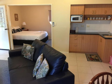 Curtis Falls Mountain Retreat - Kempsey Accommodation 9