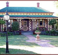 Tara House Bed and Breakfast - Kempsey Accommodation