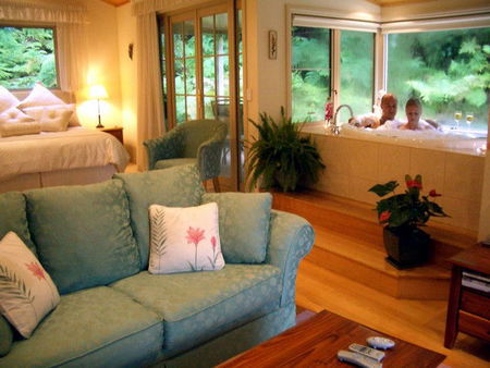 Myers Creek Cascades Luxury Cottages - Kempsey Accommodation 3