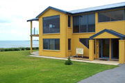 Port Fairy Getaway - Kempsey Accommodation 0