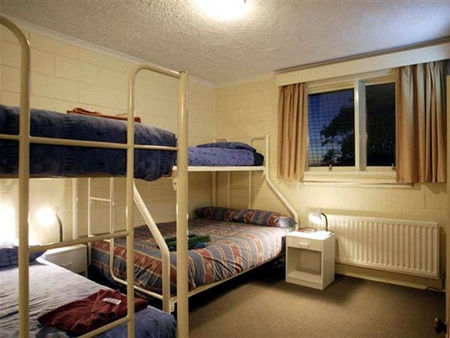 Cooroona Alpine Lodge - Kempsey Accommodation 2