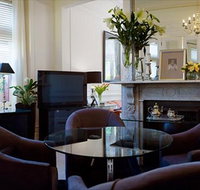 Andres Mews - Kempsey Accommodation