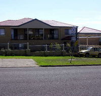 Marks Villa by the Sea - Kempsey Accommodation