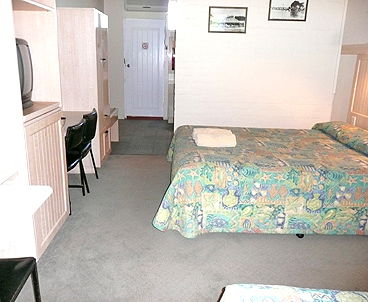 Mallacoota Hotel Motel - Kempsey Accommodation 1