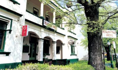 Healesville Hotel - Kempsey Accommodation 0