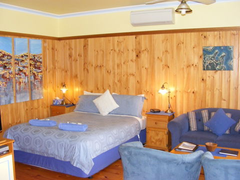 Belfast Cottages - Kempsey Accommodation 6