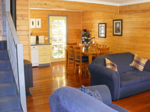 Belfast Cottages - Kempsey Accommodation 7