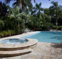 Oasis Apartments and Treetop Houses - Kempsey Accommodation
