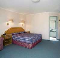 Thunderbird Motel