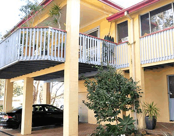 Surfside Retreat - Kempsey Accommodation
