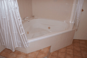 Burke  Wills Motor Inn - Kempsey Accommodation