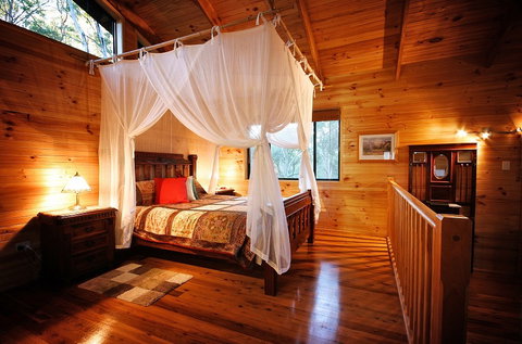 Ravensbourne Forest Chalets - Kempsey Accommodation 0