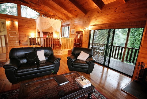 Ravensbourne Forest Chalets - Kempsey Accommodation 3