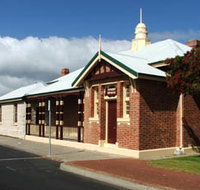 Artgeo Cultural Complex - Old Courthouse - Kempsey Accommodation