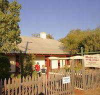 Morby Cottage - Kempsey Accommodation